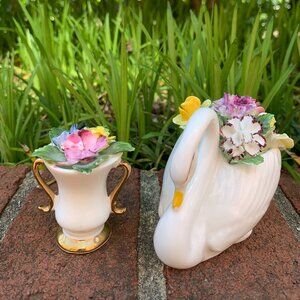 Royal Adderley Swan w/ Flower Bouquet and Sandford Vase (2pcs), Fine Bone China